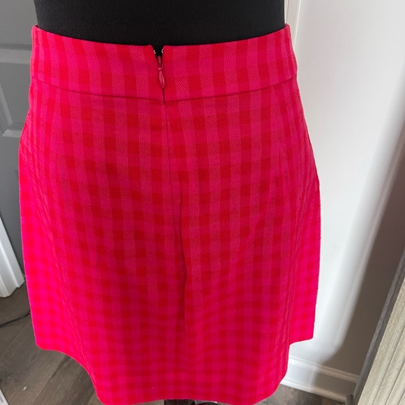 EUC (worn once) J Crew Career/ work appropriate Mini Skirt size 6 Red and Pink - Picture 4 of 7